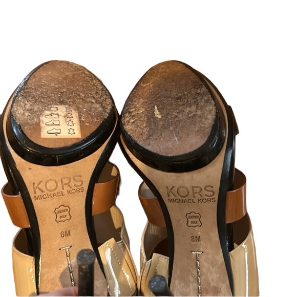 Michael Kors Leather Strapy Sandals - Picture 11 of 14